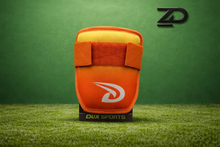 Load image into Gallery viewer, Dux Lumen Elbow Gaurd
